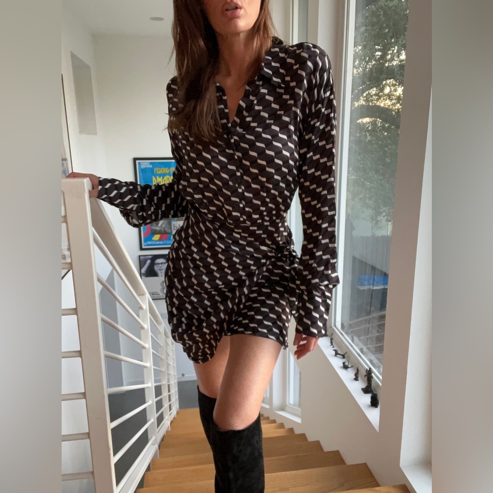 $248 L'ACADEMIE KAMILLE DRESS CULT GAIA REVOLVE LOVERS FRIENDS ZIMMERMANN DVF